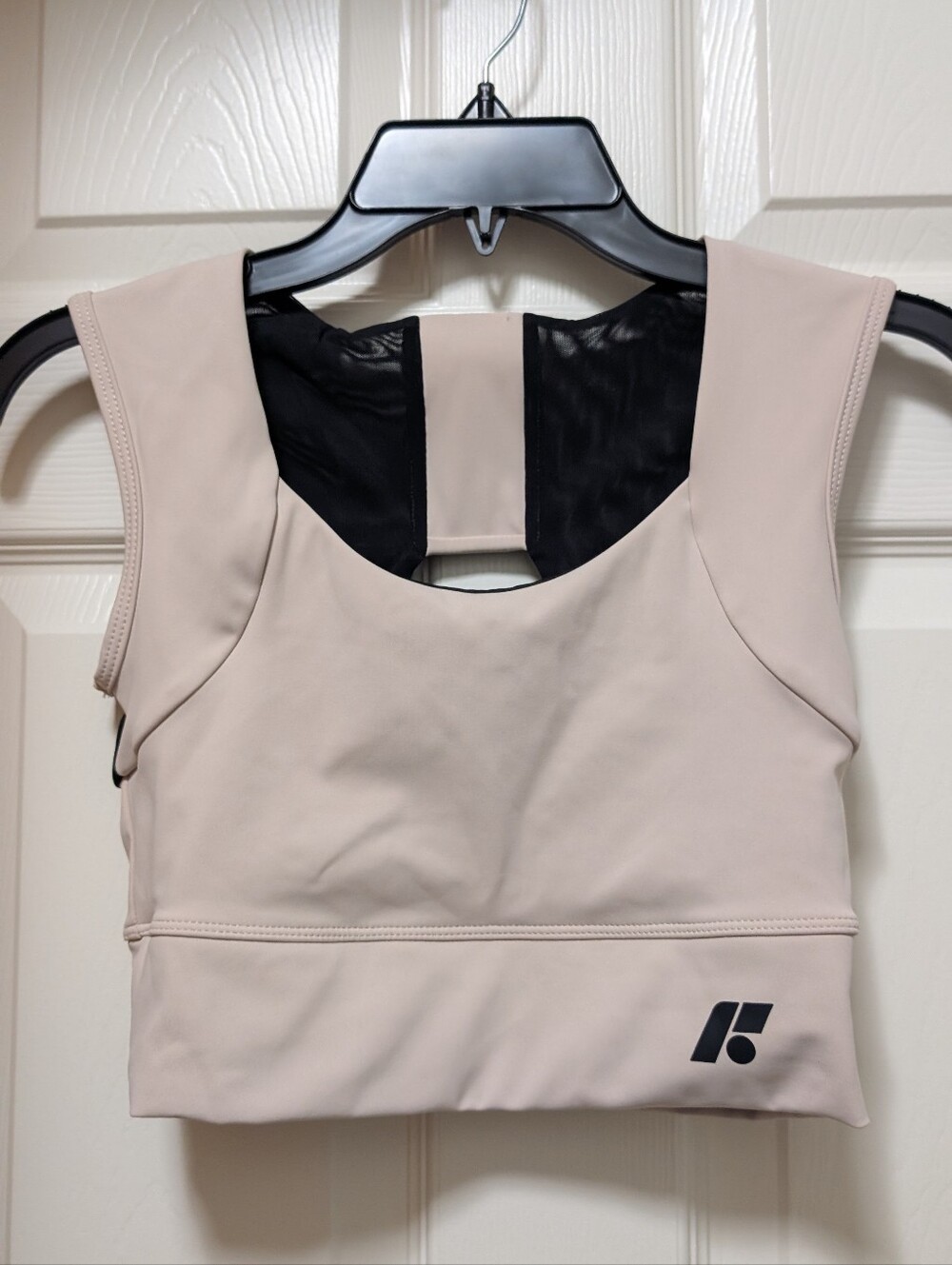 Forme Power Bra in Ecru White Black Size Medium M Sports Athletic Posture